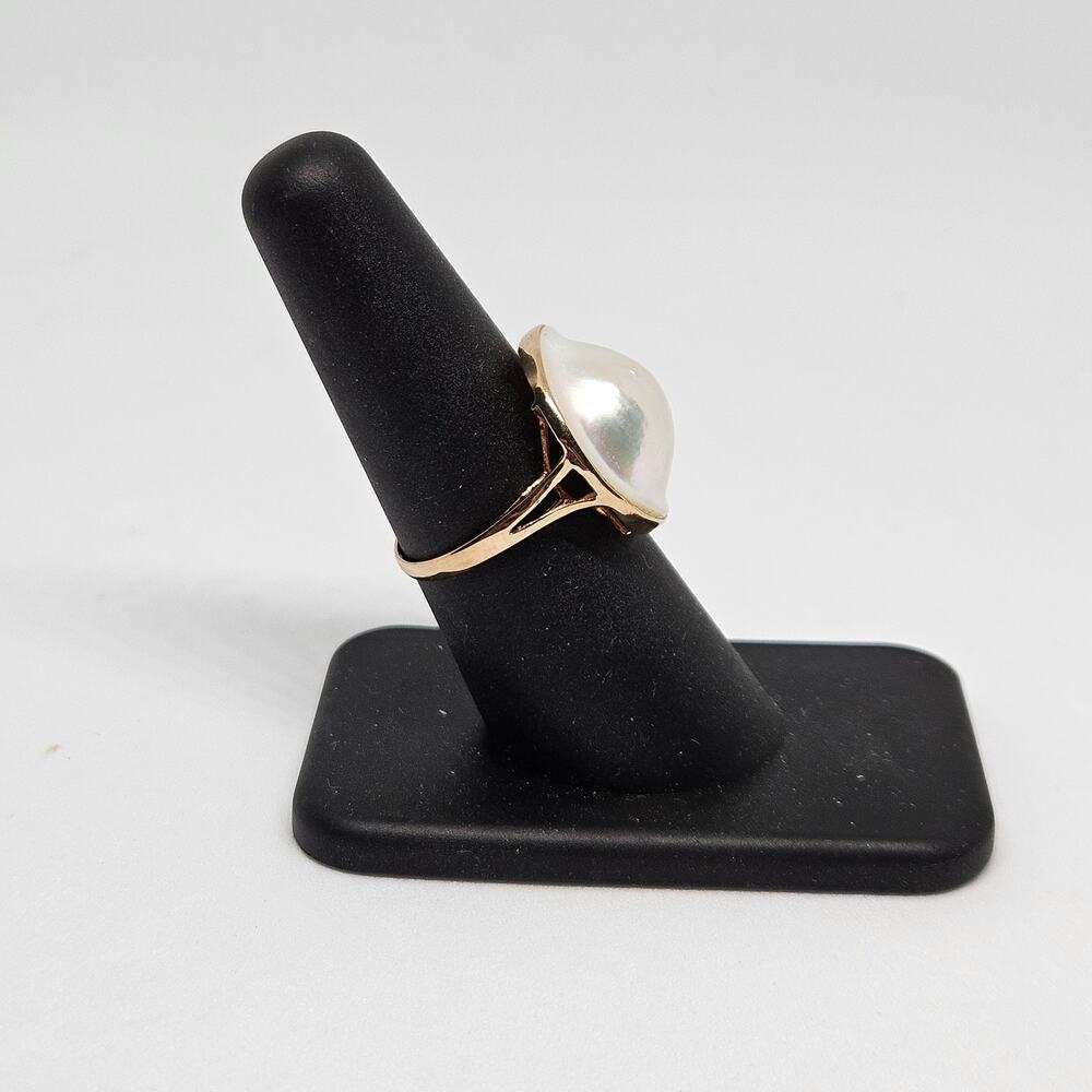 Estate 14K Yellow Gold Blister Pearl Ring Size 7 Bezel Set Split Shank Round - Picture 3 of 7